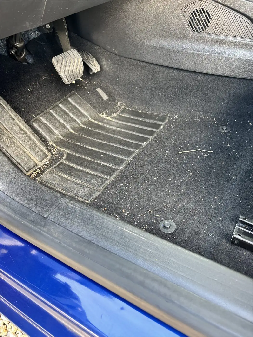Tapis avant nettoyage