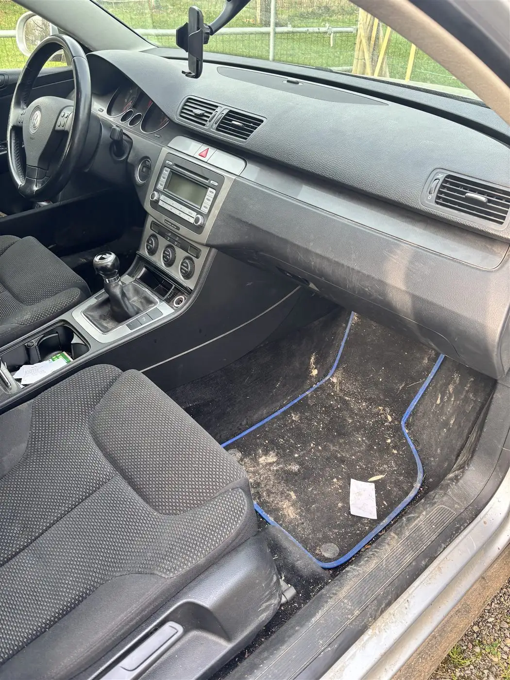 Habitacle Passat avant nettoyage Rouen